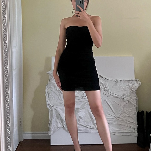 mesh ruched black minidress - Picture 1 of 3